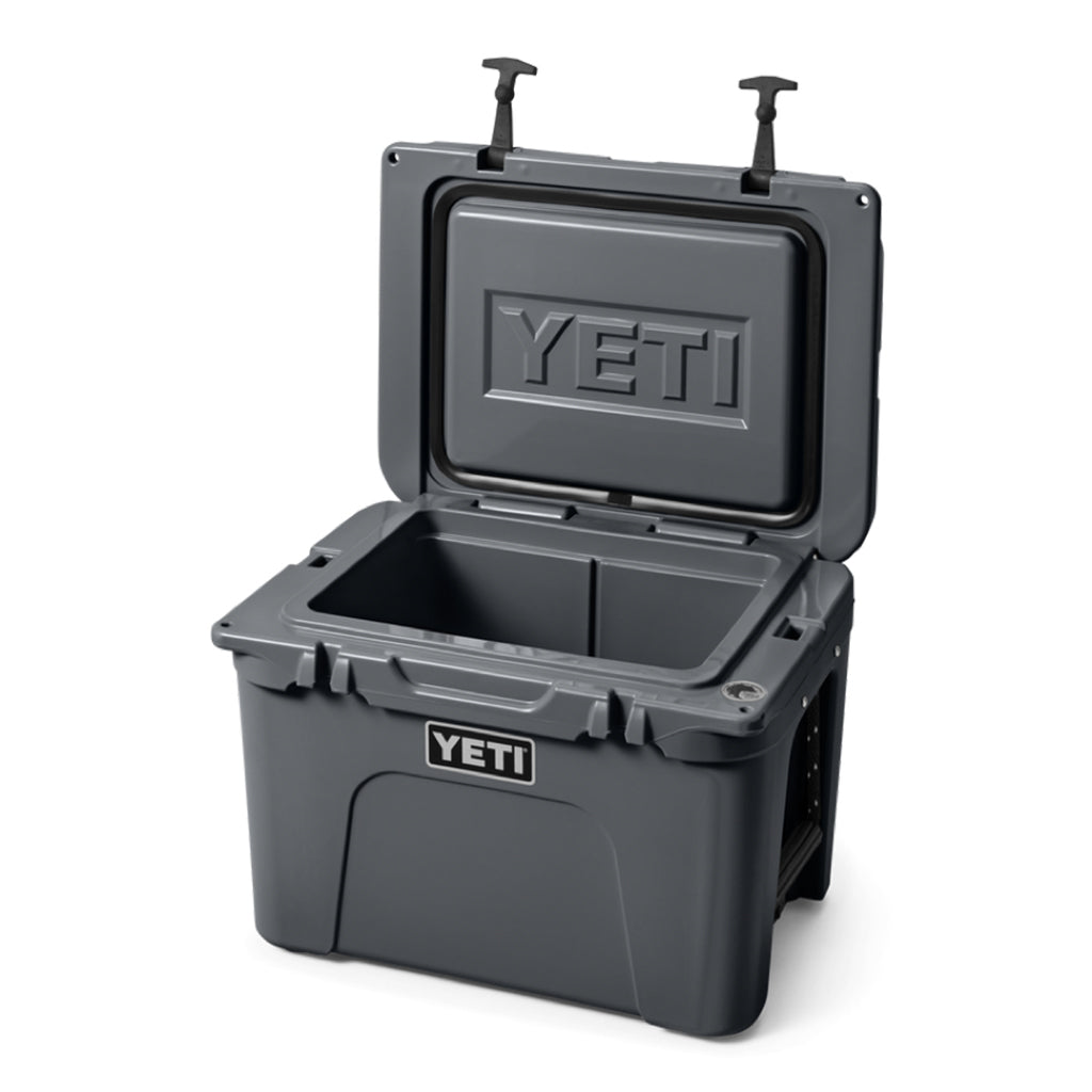 Tundra® 35 Cool Box